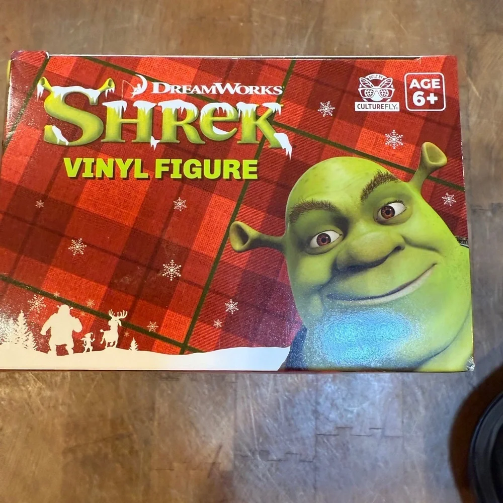 DreamWorks Shrek Festive Vinyl Figure - Green, Red & Yellow Christmas Figurine